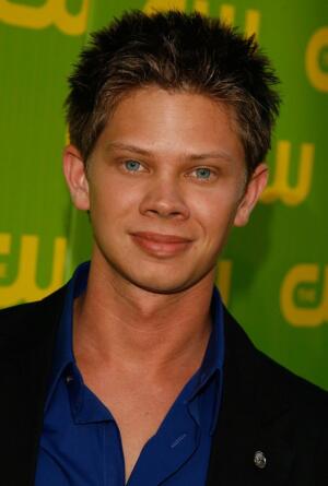 Lee Norris Biography | Fandango